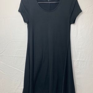 Black short sleeve dress